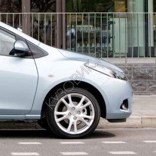 Крыло переднее правое в цвет кузова Mazda 2 DE (2007-2014)